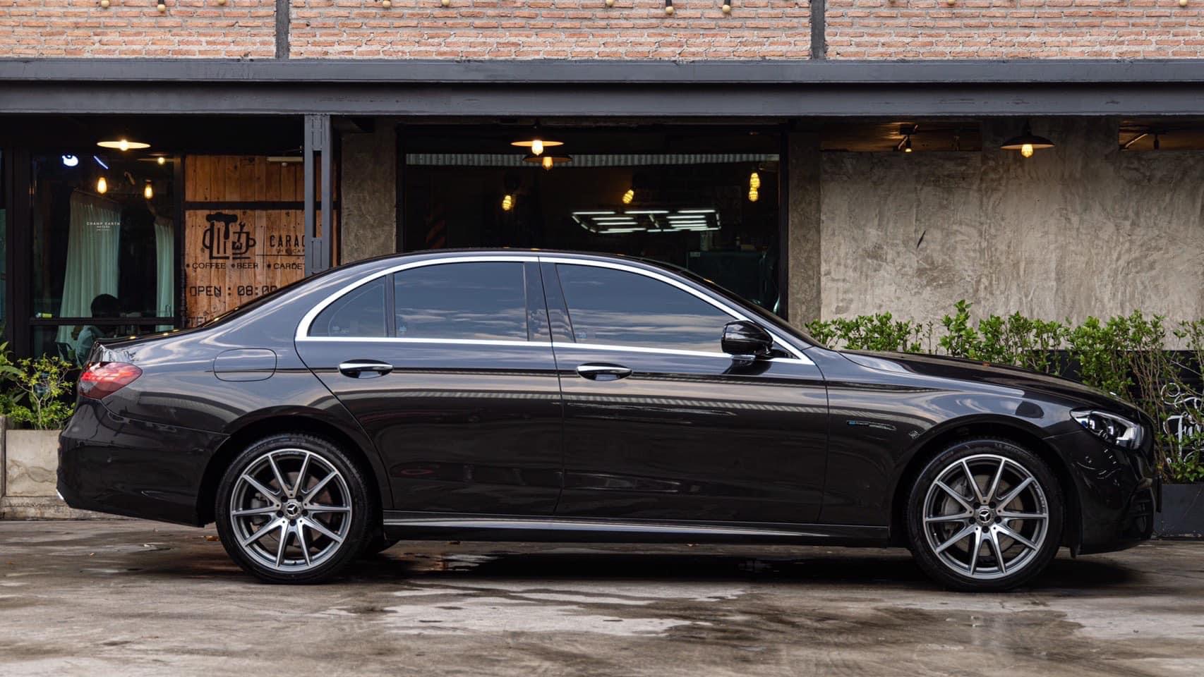 Mercedes-Benz E300e AMG Dynamic ปี 2021