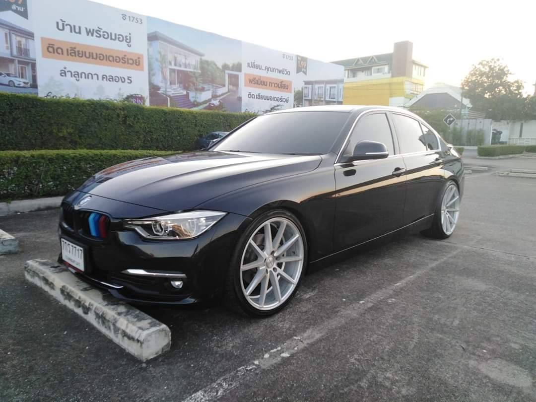 BMW 320d F30 สีดำ ปี2017