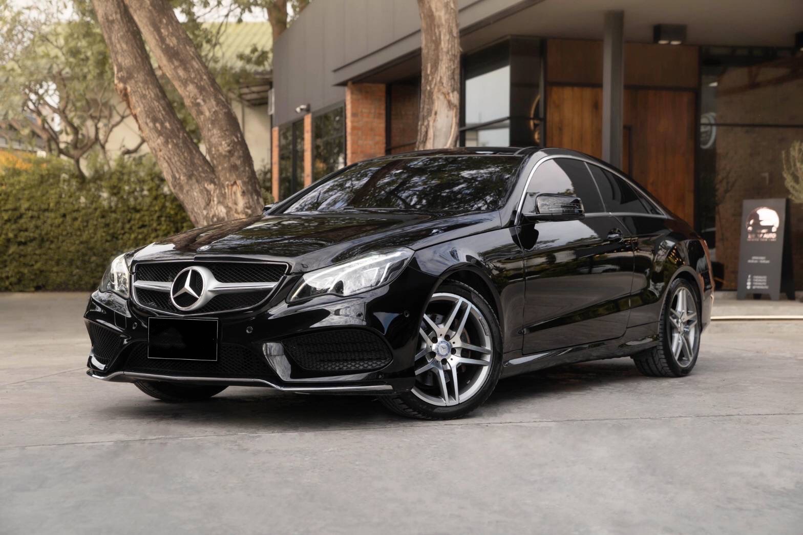 Mercedes Benz E200 Coupe AMG W107 ปี2015