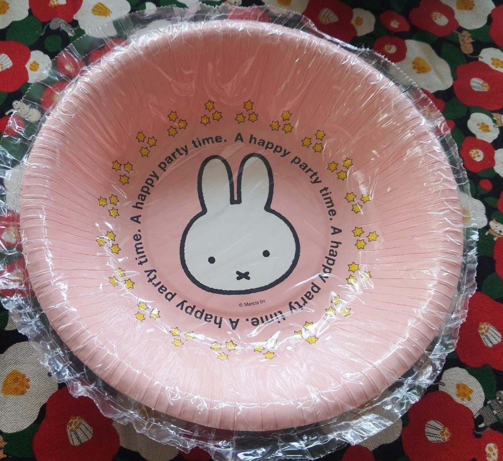 Miffy มิฟฟี่ จานกระดาษ ถ้วย งานปาร์ตี้ พกพา ของแท้จากญี่ปุ่น Size : 18 cm 3 ใบ