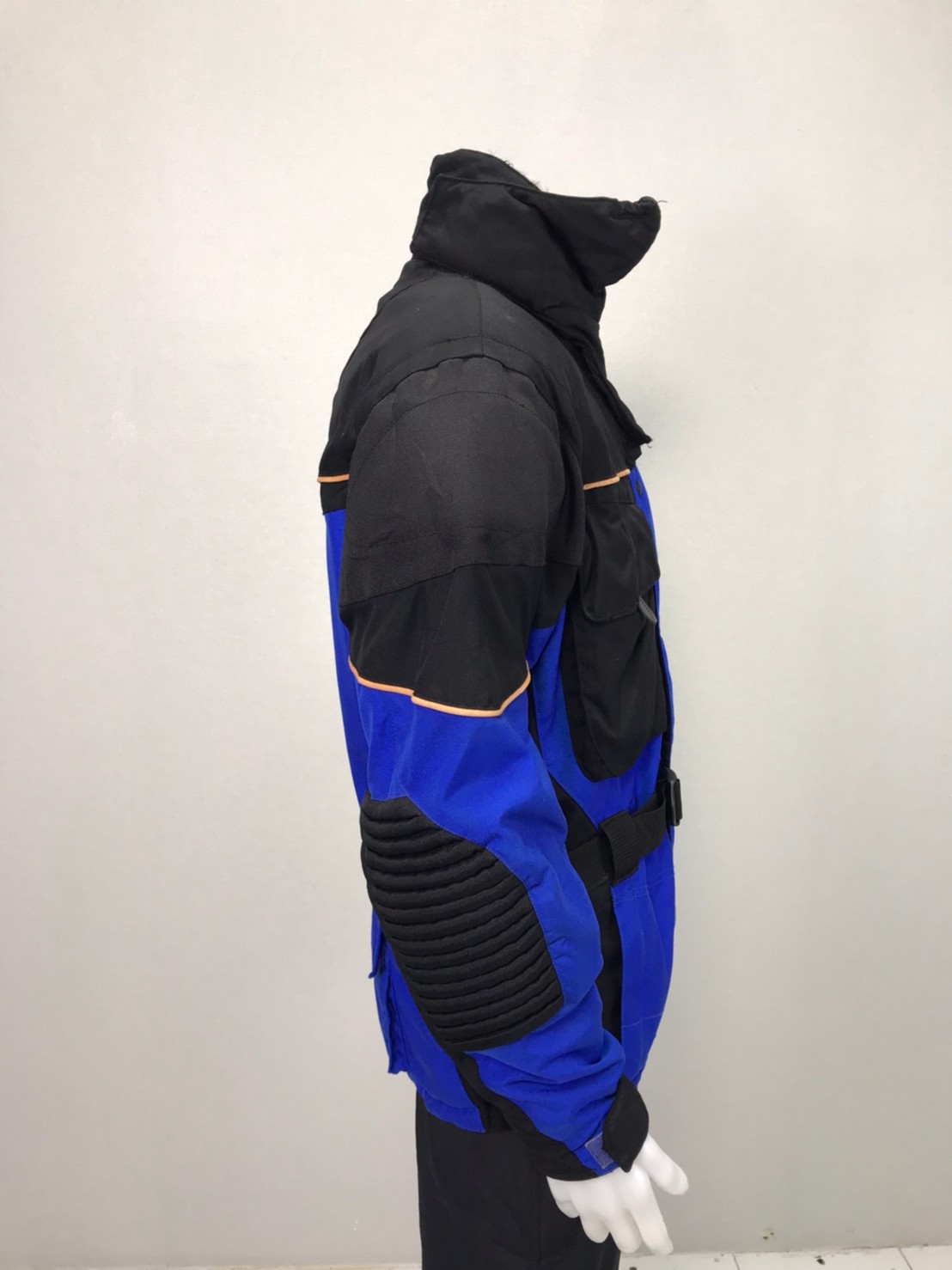 เสื้อขี่มอเตอร์ไซด์( มือสอง) RCT 957 อก 50" ยาว 28" ยี่ห้อ**HeinGericke**