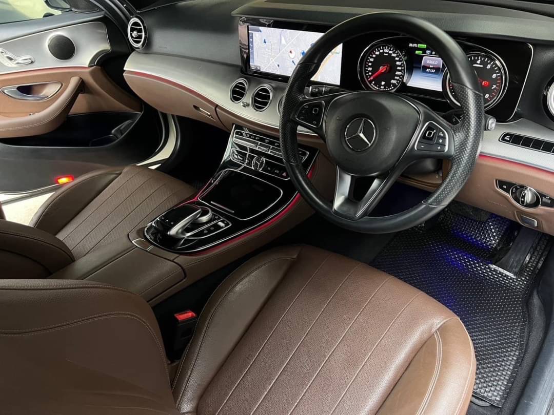Mercedes Benz E350e ปี 2018