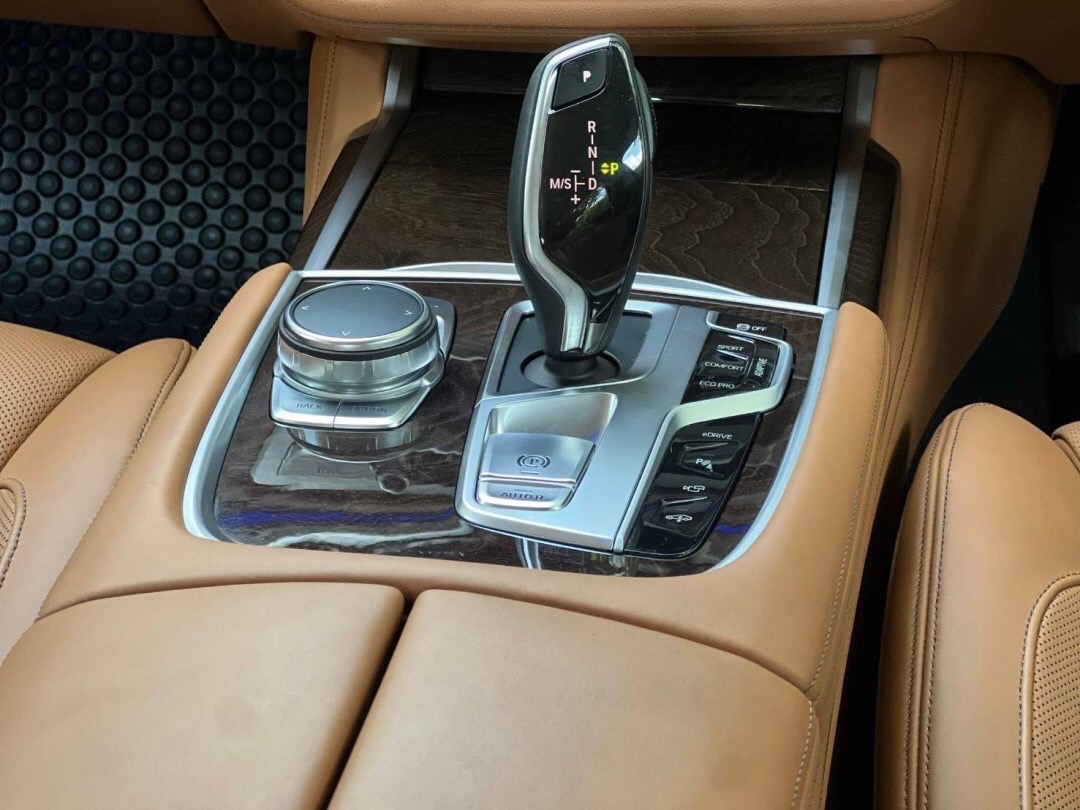 BMW 740Le xDrive Pure Excellence ปี 2018