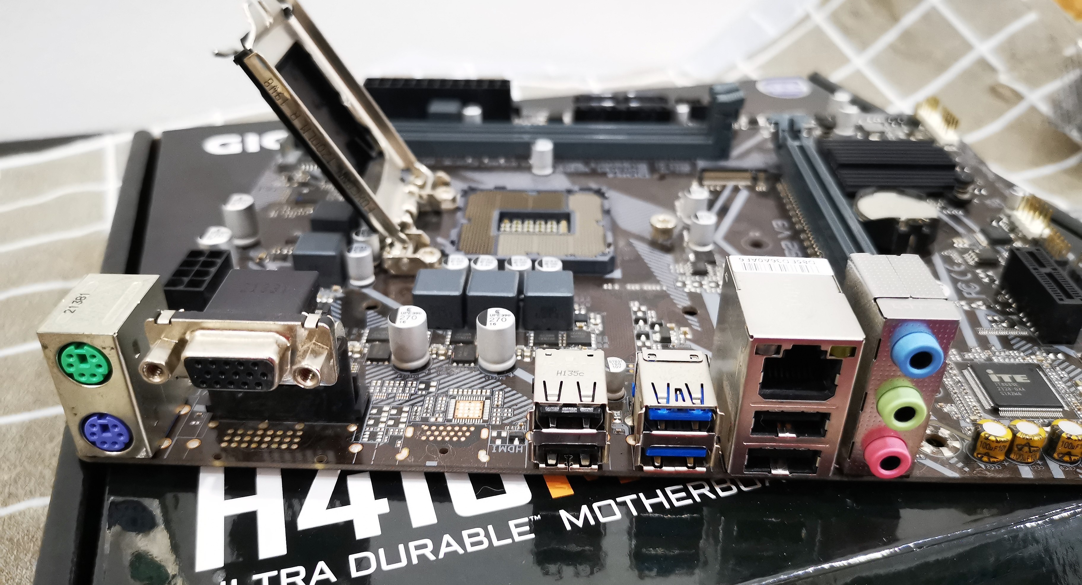 M/B Gigabyte H410M S2 V3