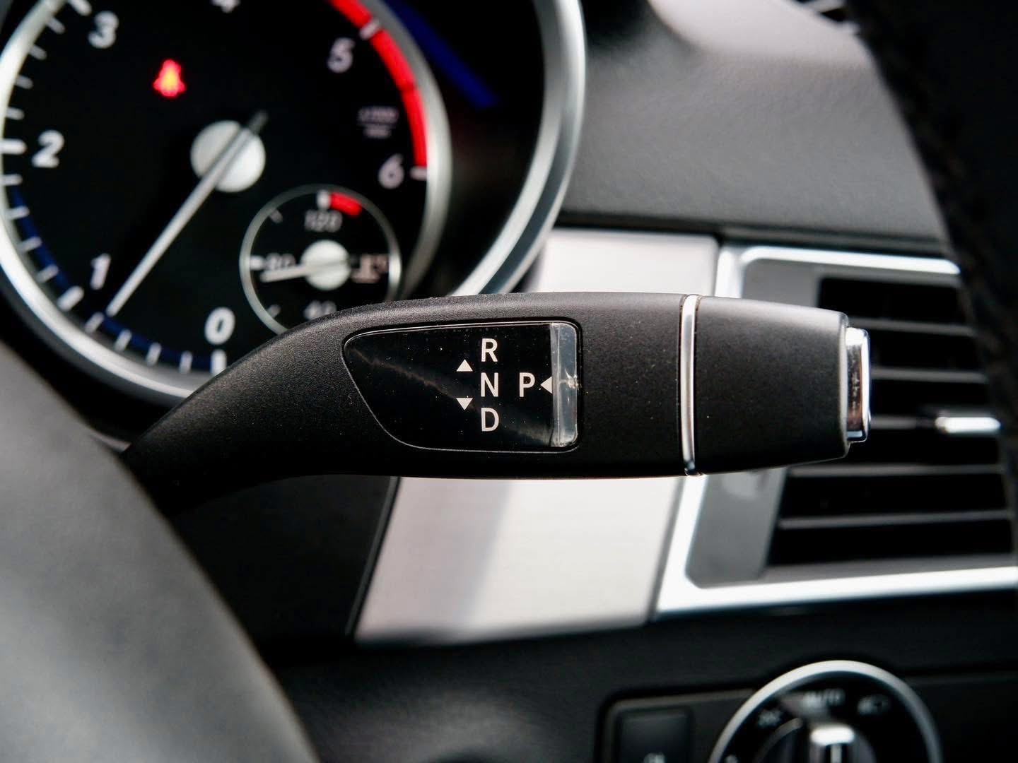 Benz ML250d Bluetec Executive 4Matic ปี 2014