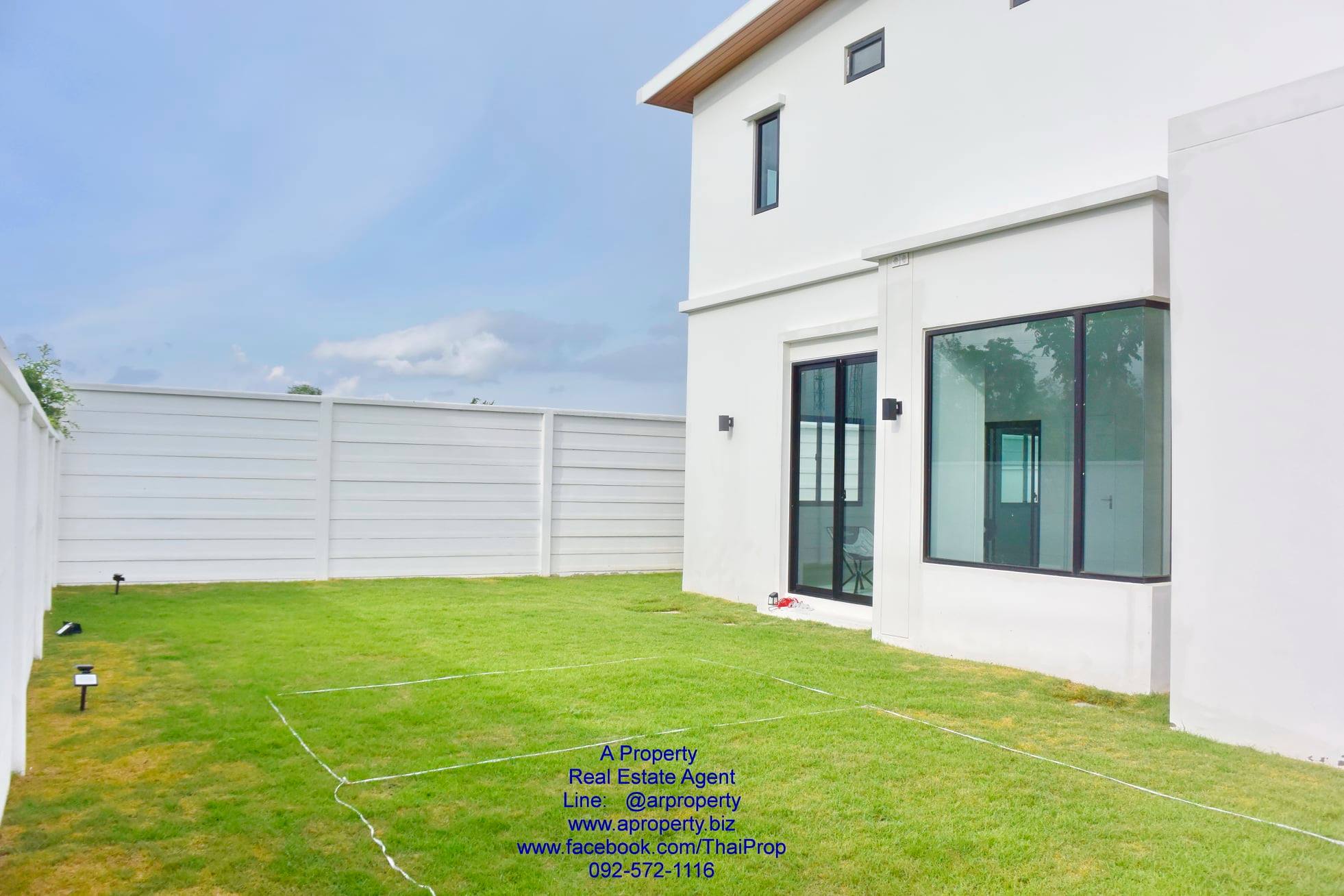 ขาย บ้านแฝดหลังมุม COMO Bianca - Bangna