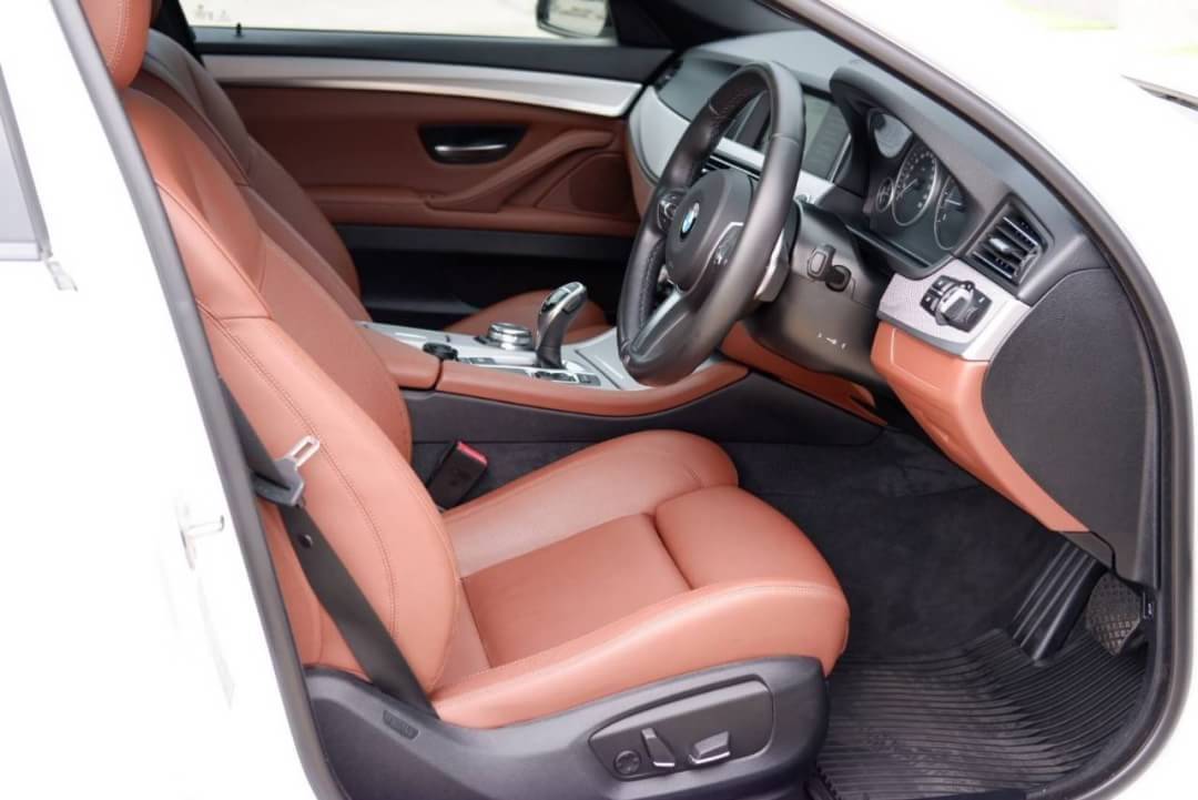 Bmw 525d M sport โฉม Lci Diesel ปี 2014 จด 17