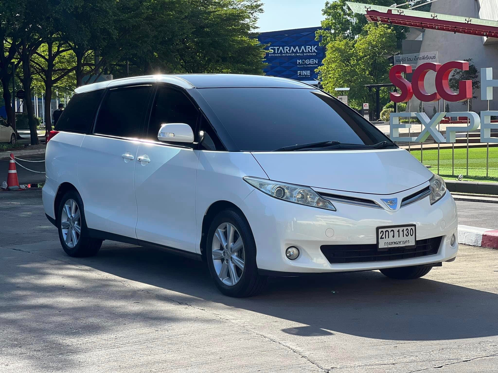 TOYOTA ESTIMA 2.4G มือแรกออกห้าง ปี 2010