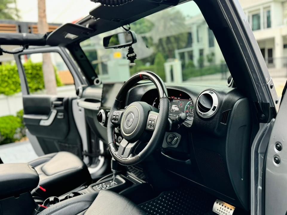 JEEP Wrangler Sahara 2.8 Crd ดีเซล ( JK ) 4wd Ultimate ปี 2014