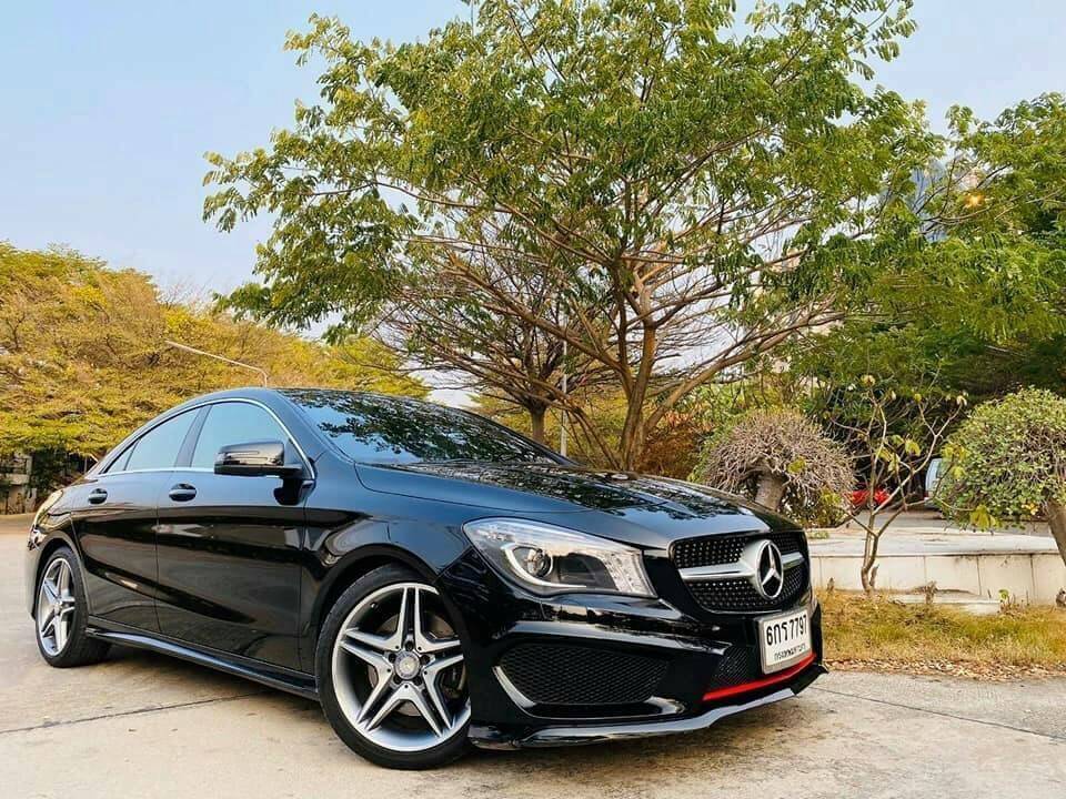 MERCEDES BENZ CLA250 โฉม W117 ปี 2017