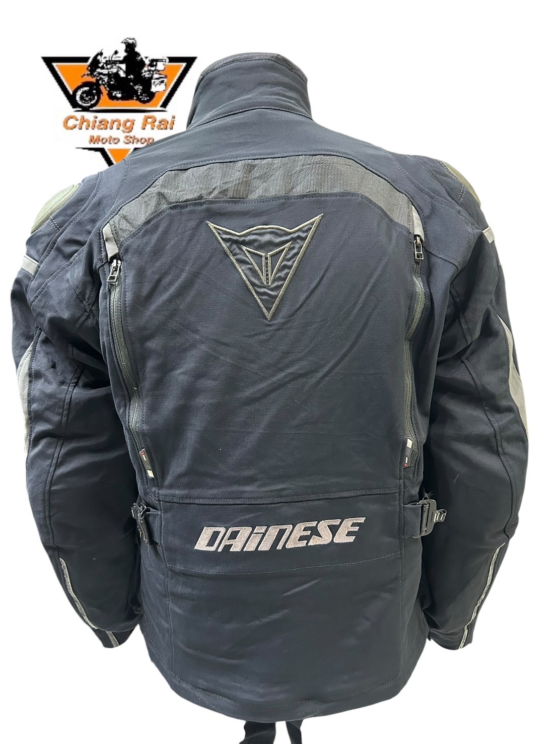 เสื้อขี่มอเตอร์ไซด์( มือสอง) RCTA 791 อก 44" ยาว 27 (M) **Dainese**