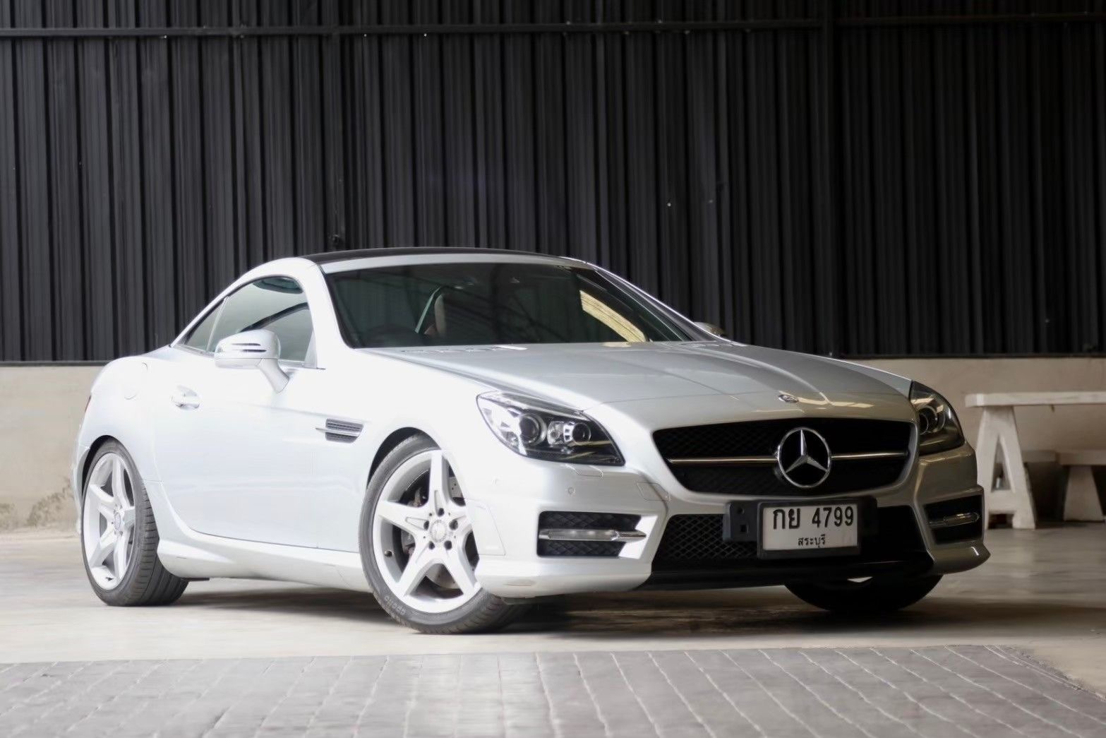 Mercedes Benz SLK 250 AMG ปี 2011