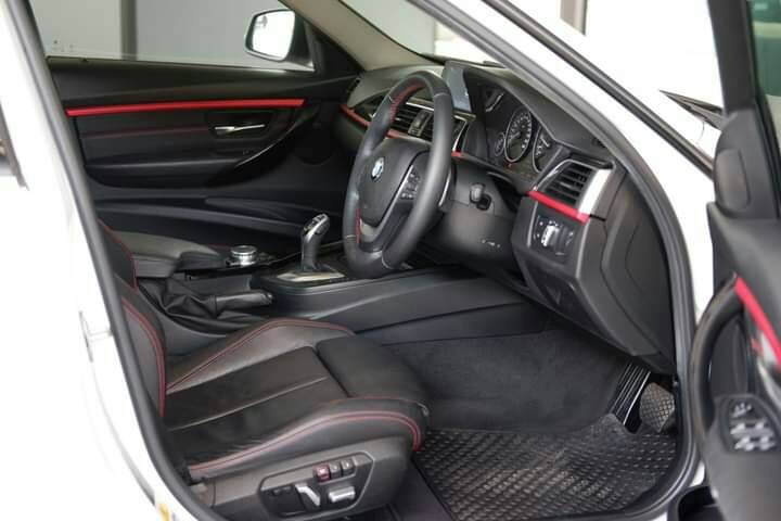 BMW 320i Sport F30 LCI ปี 2017