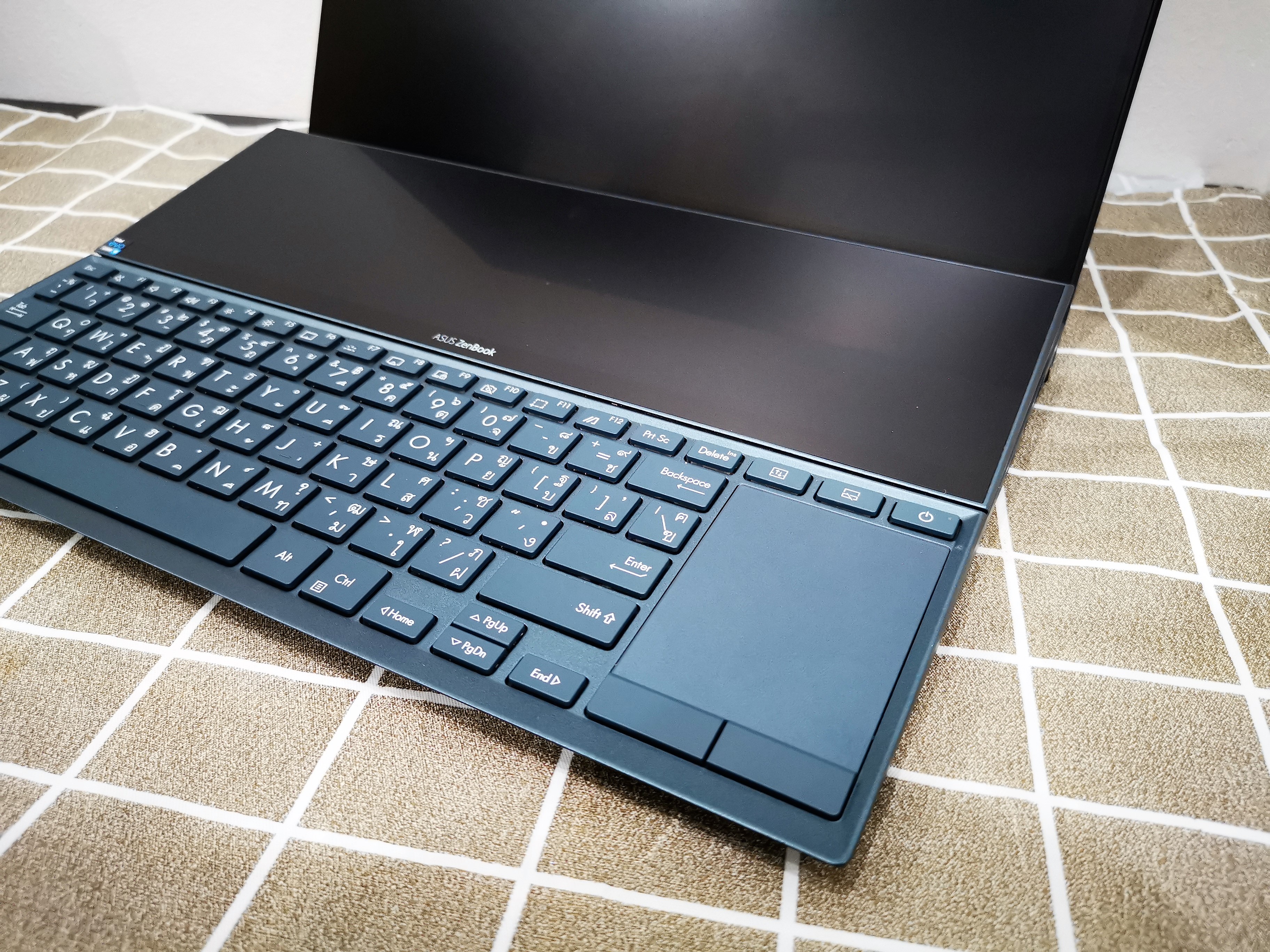 Asus ZenBook Duo UX482EA-HY001TS