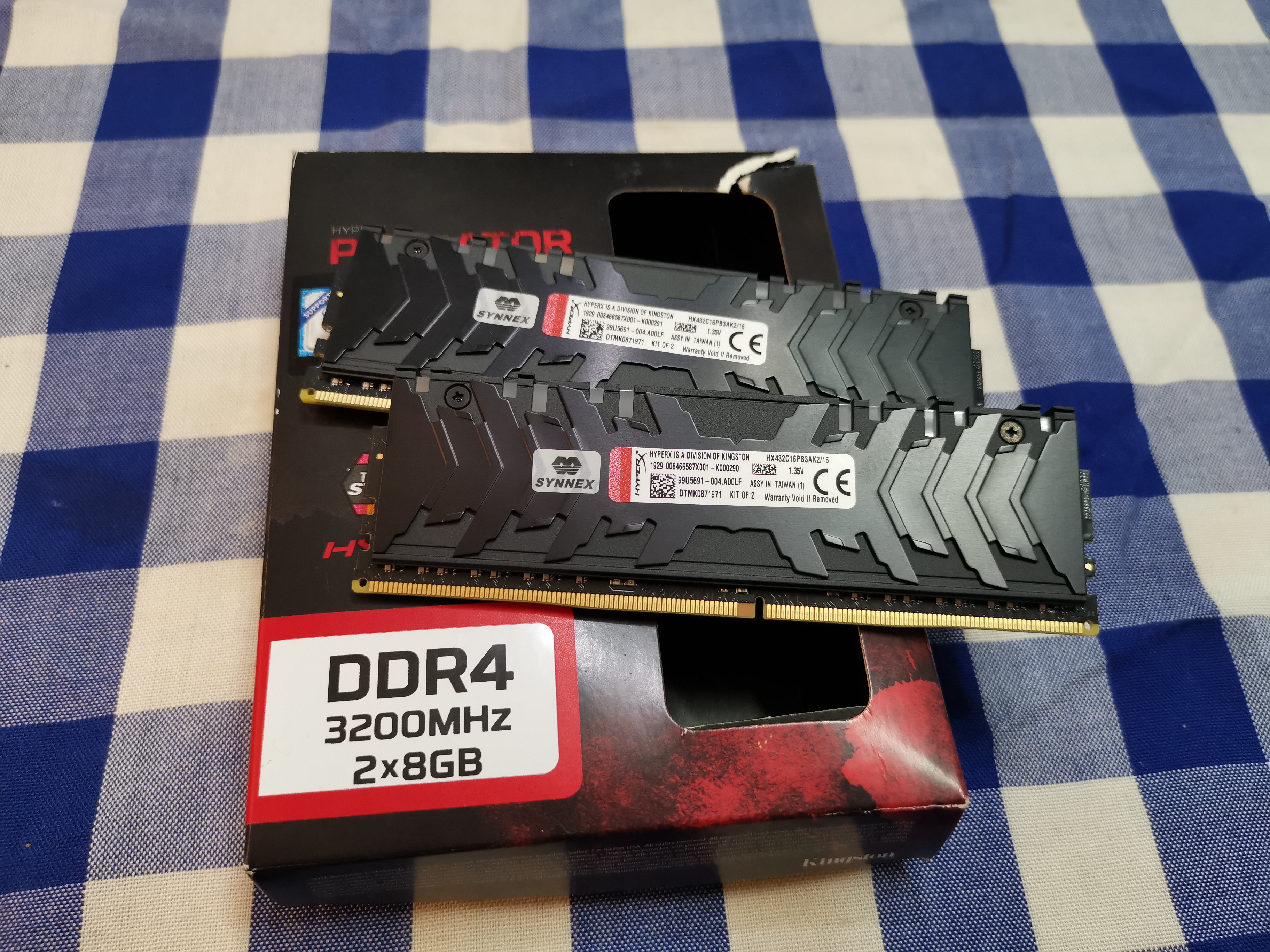 Ram HyperX PREDATOR RGB 16GB (8GBx2) DDR4/3200