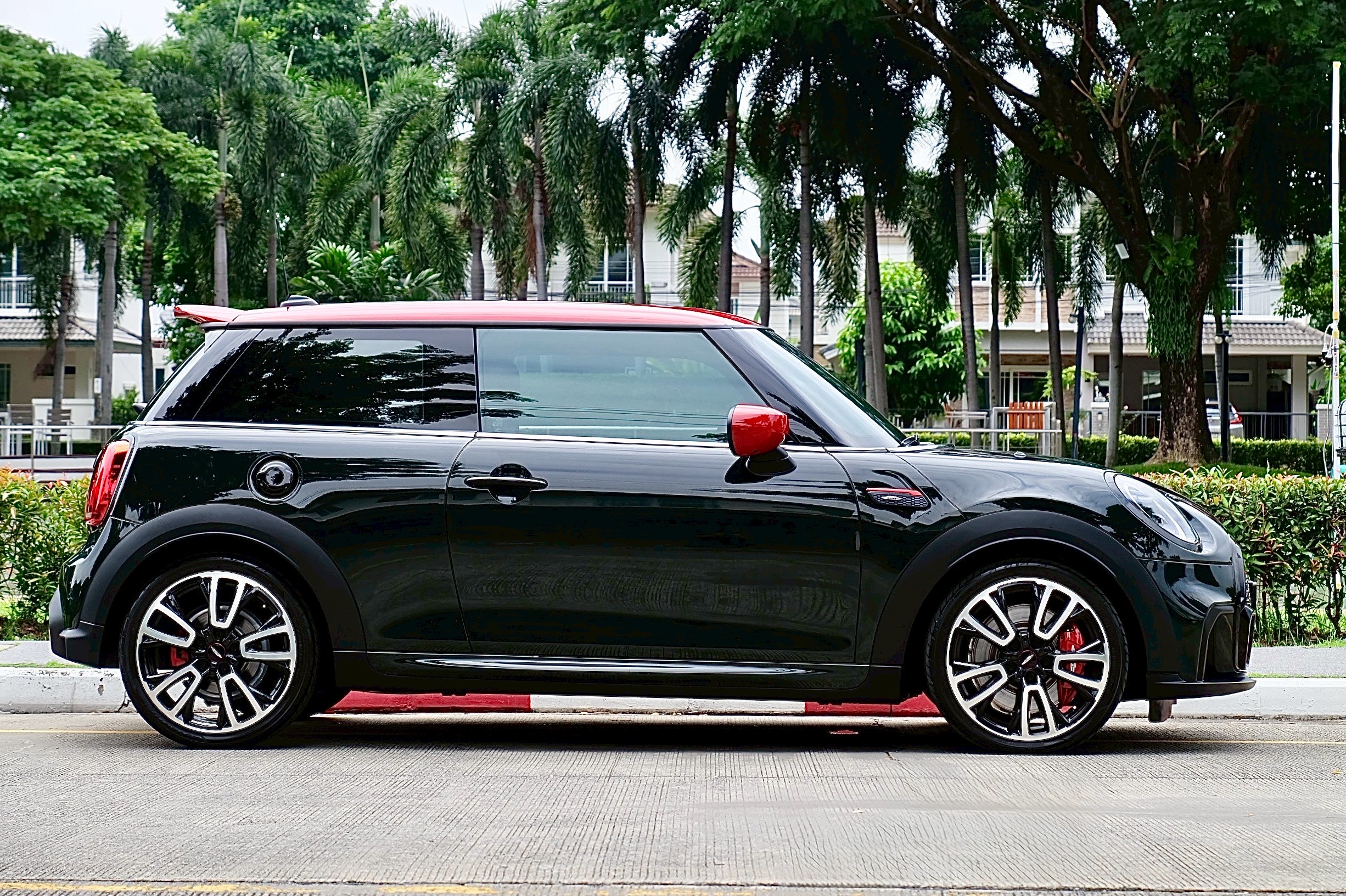 Mini F56 LCI2 John Cooper Work ปี 2022