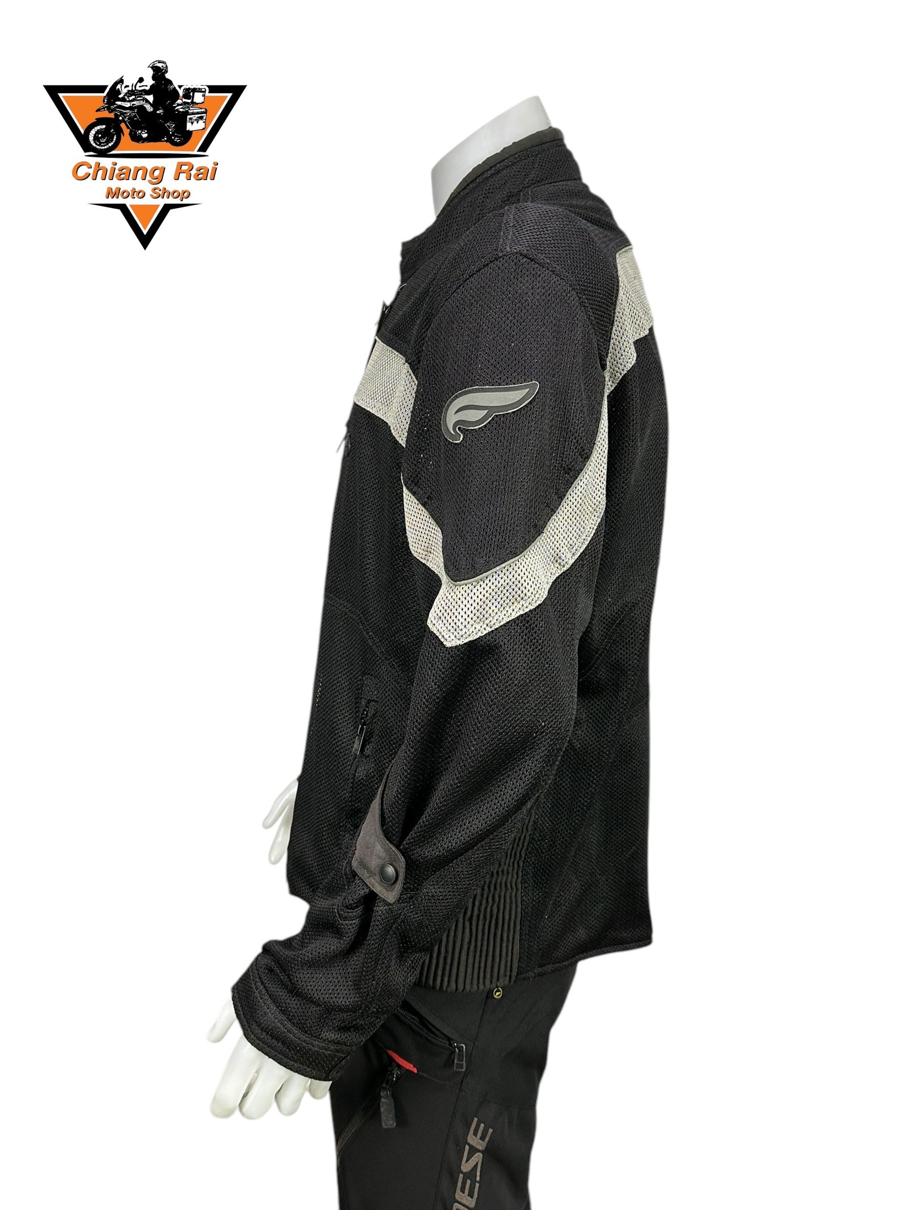 เสื้อขี่มอเตอร์ไซด์( มือสอง) RCSA 992 : อก 48" ยาว 27" (L) **FULMER**