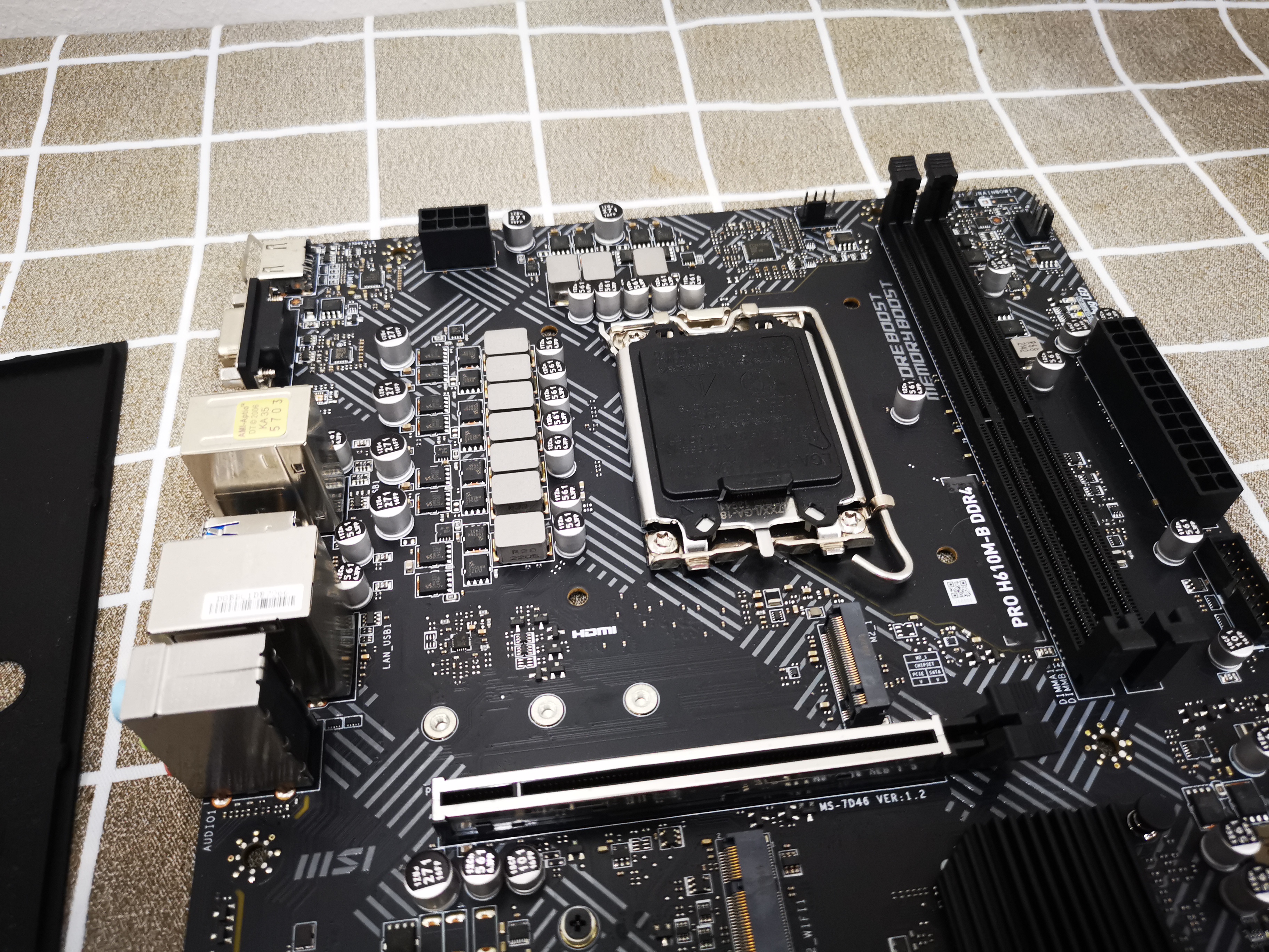 MSI Pro H610M B DDR4