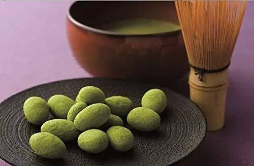 Tiramisu chocolate almond ทีรามิสุ ช็อกโกแลตอัลมอนด์ รสชาเขียวมัจฉะ🍵 อัลมอนด์กรุบกรอบเคลือบช็อคชาเขียวเข้มข้น 138 กรัม