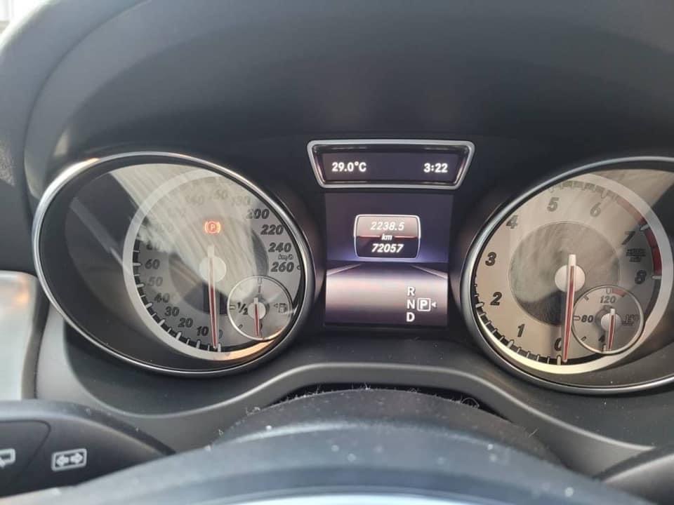 Mercedes-Benz GLA200 Urban ปี 2015