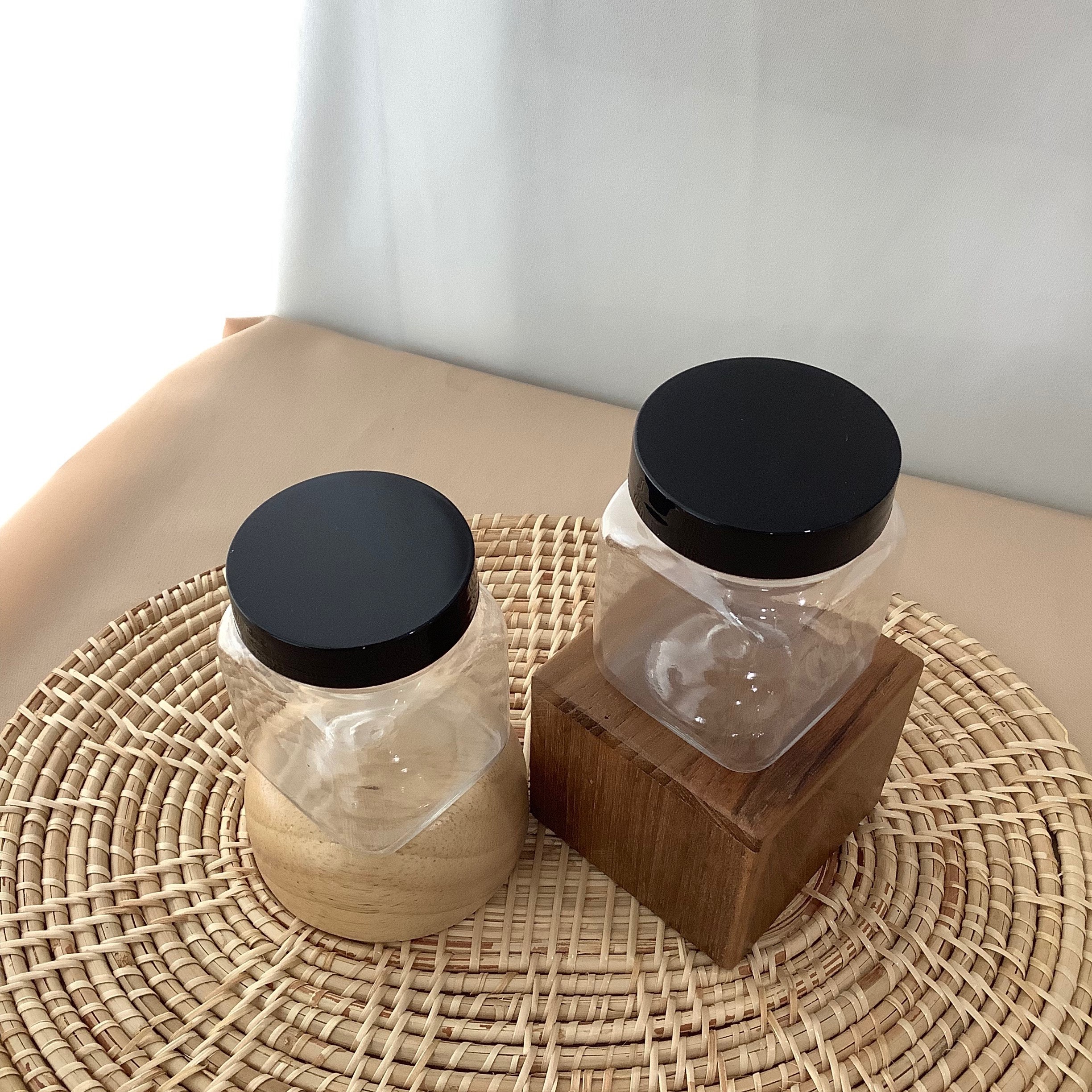 (กล่องละ56ใบ)กระปุกพลาสติก 170ml ทรงเหลี่ยม+ฝาเกลียวสีดำ ราคาใบละ7บ.