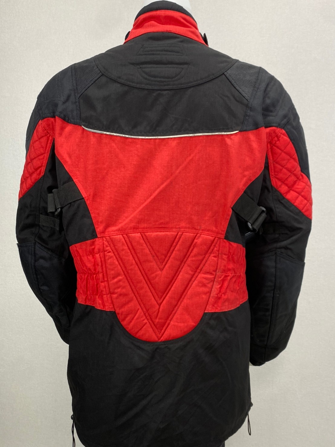 เสื้อขี่มอเตอร์ไซด์( มือสอง) RCTA 073 อก 52" ยาว 32" ยี่ห้อ**motomark**