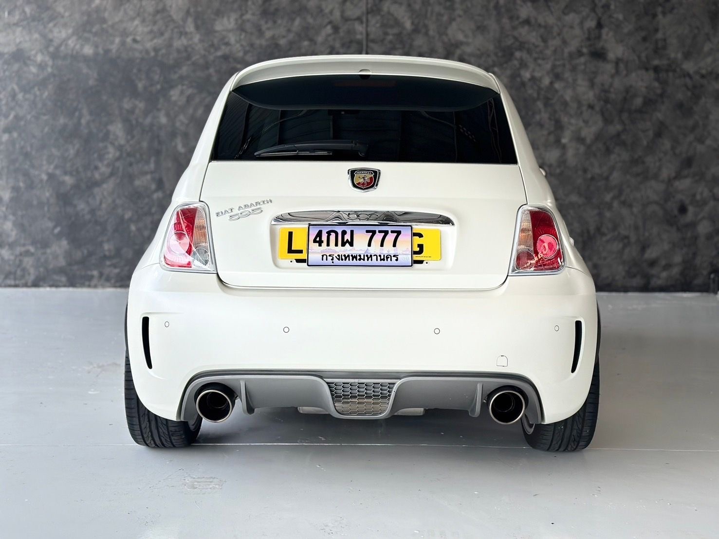 Fiat Abarth 595 50th Anniversary ปี 2014