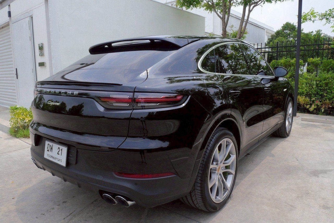 Porsche Cayenne Coupe ปี 2020