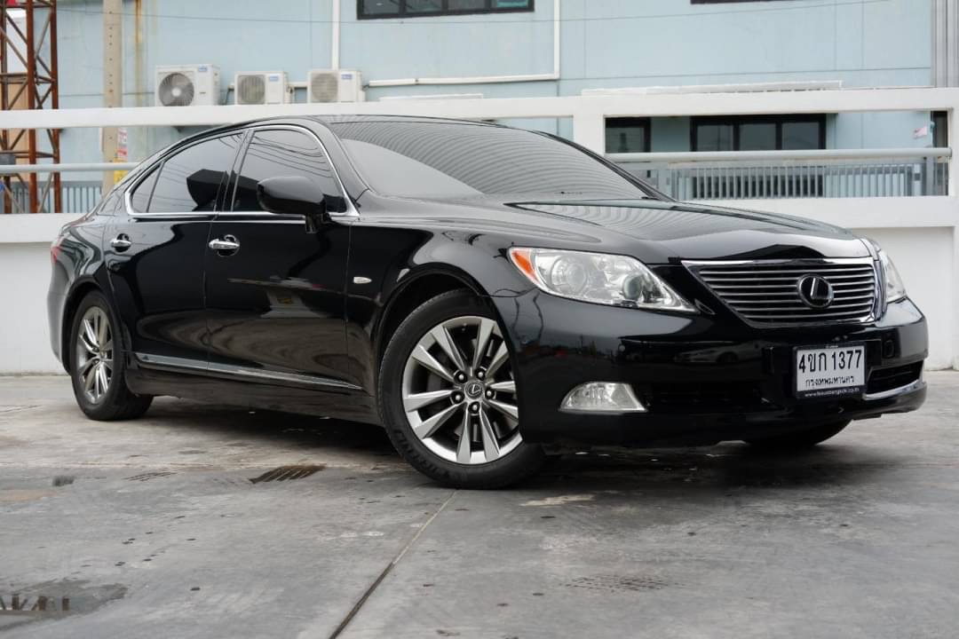 Lexus LS460 L สีดำ ตัวยาวปี2007