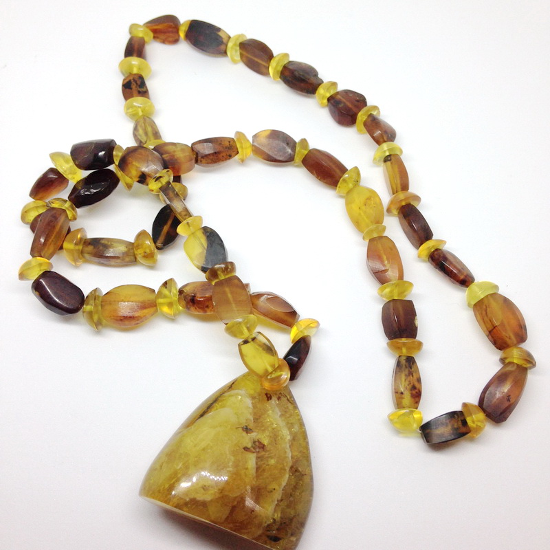 สร้อยคอ จี้ อำพัน (Amber Necklace) พม่า แท้
