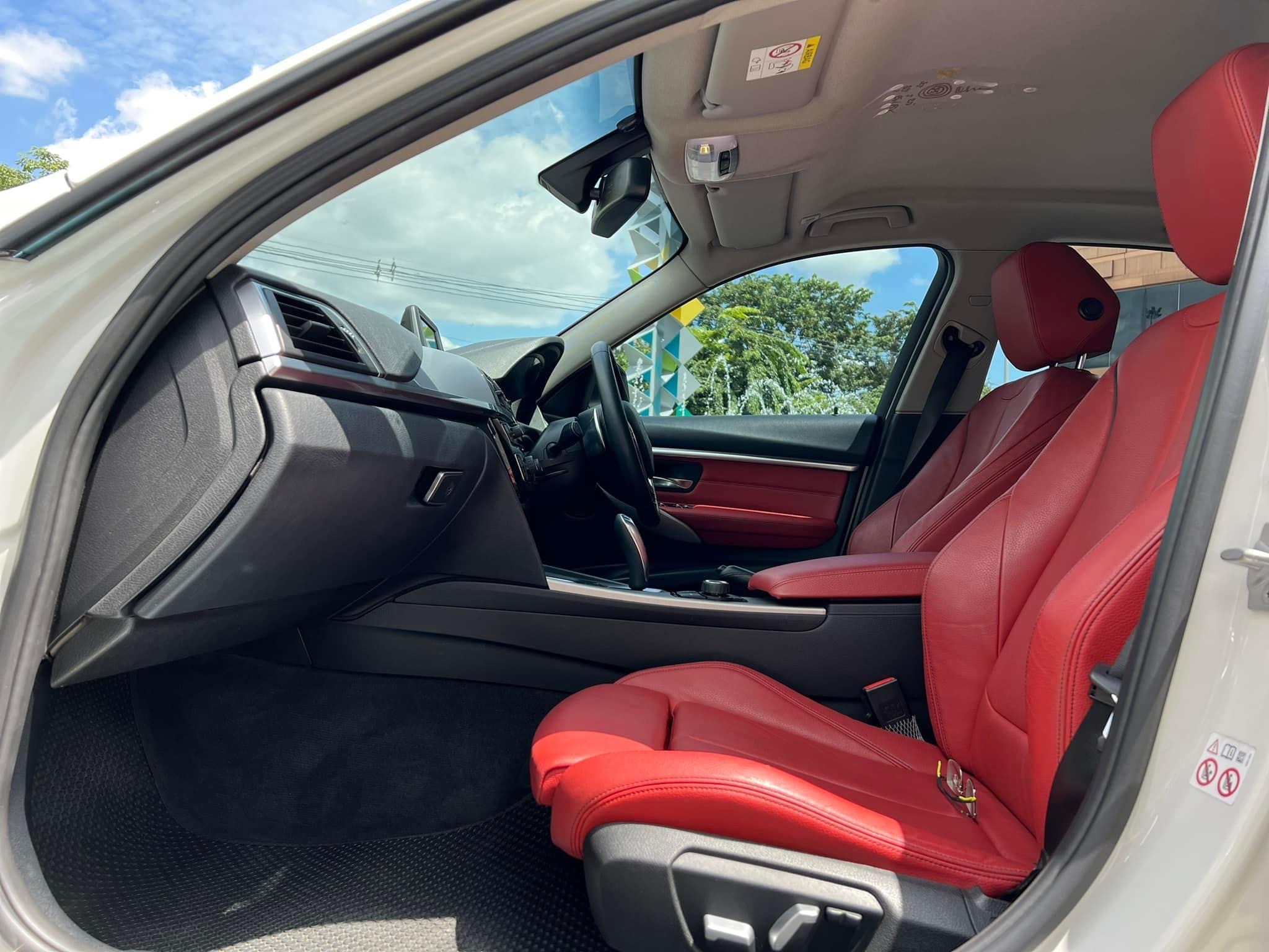 BMW F30 330e SPORTS ปี 2018