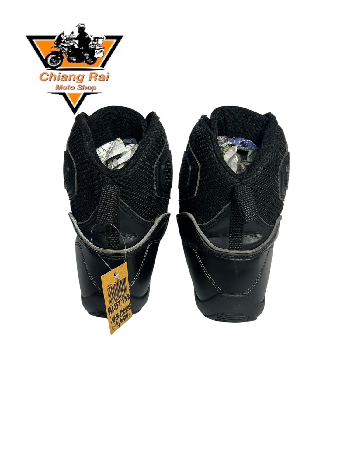 รองเท้าขี่มอเตอร์ไซด์( มือสอง) RCBT-138 Size ขนาดจากป้าย 43:EUR / 9:UK / 27.5:Cm.(IXS)