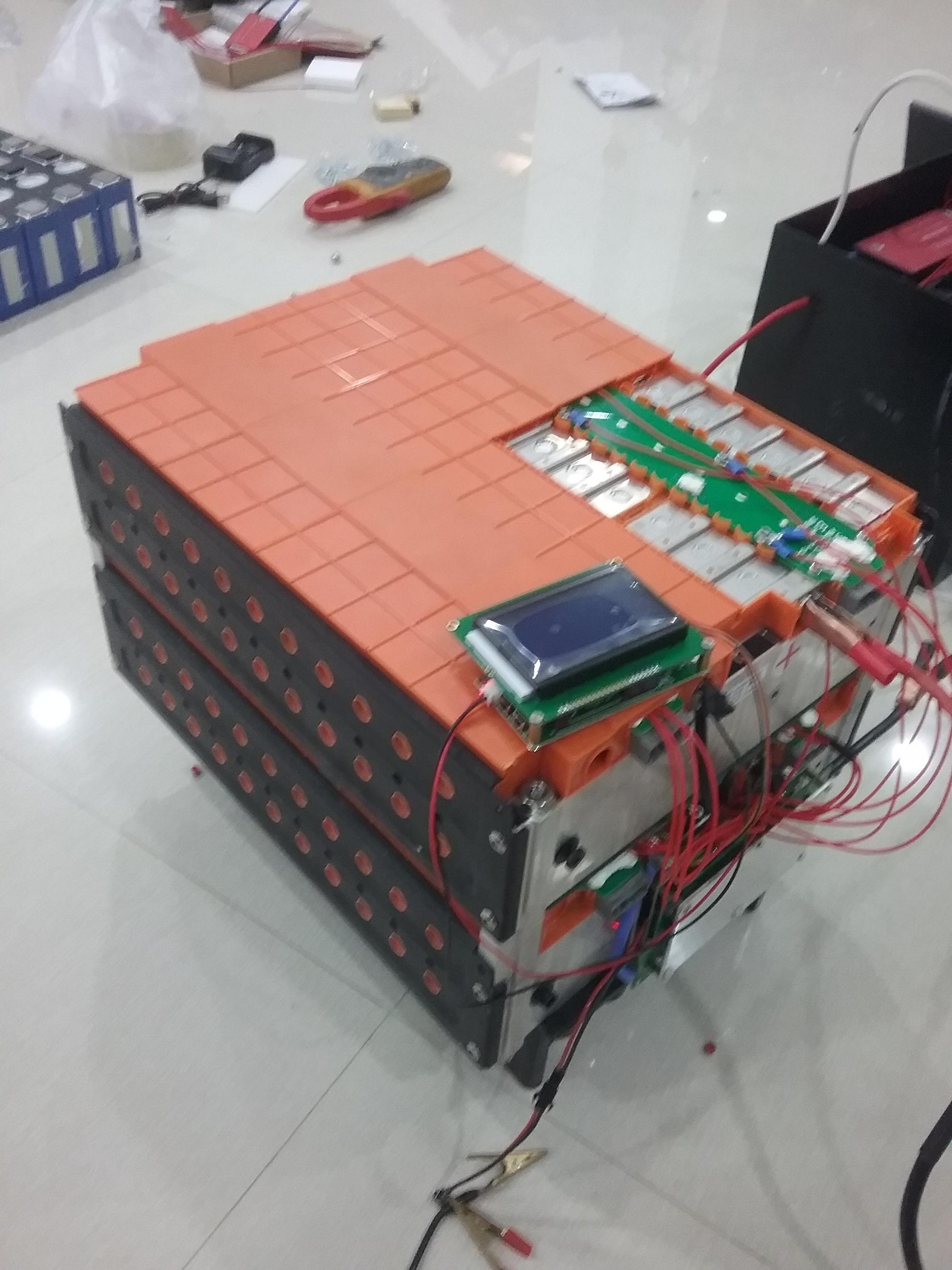 lifepo4 solar cell แบตเตอรี่ลิเธียม 48v สำหรับ โซลาเซลล์