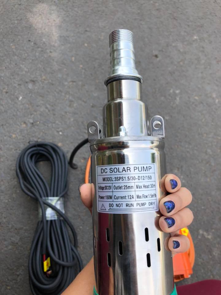 ปั้มน้ำ ซัมเมิส DC12V และ 24V ใส่ลงบ่อบาดาลขนาด3”ขึ้นไป