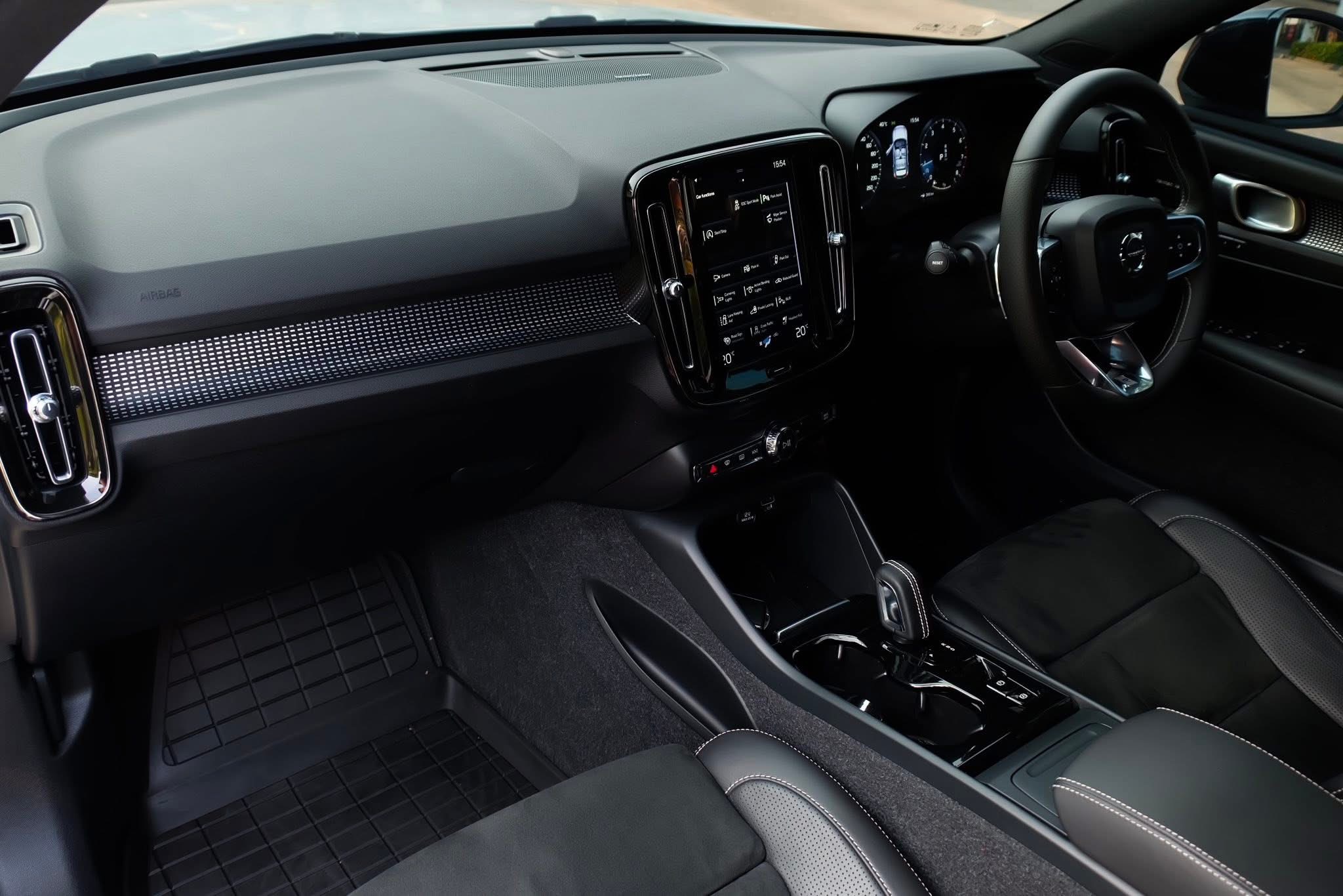 Volvo XC40 T5 R-Design AWD ปี 2020