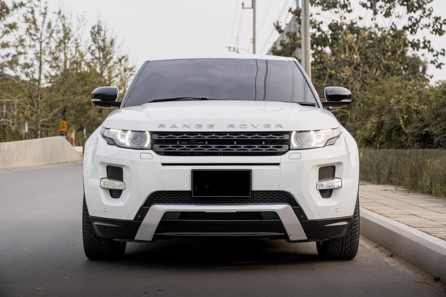 Land Rover Range Rover Evoque 2.2 SD4 Dynamic ปี 2013