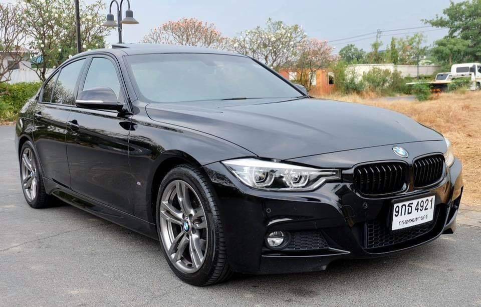 BMW F30 330e Plug-In M-Sport Package ปี 2017