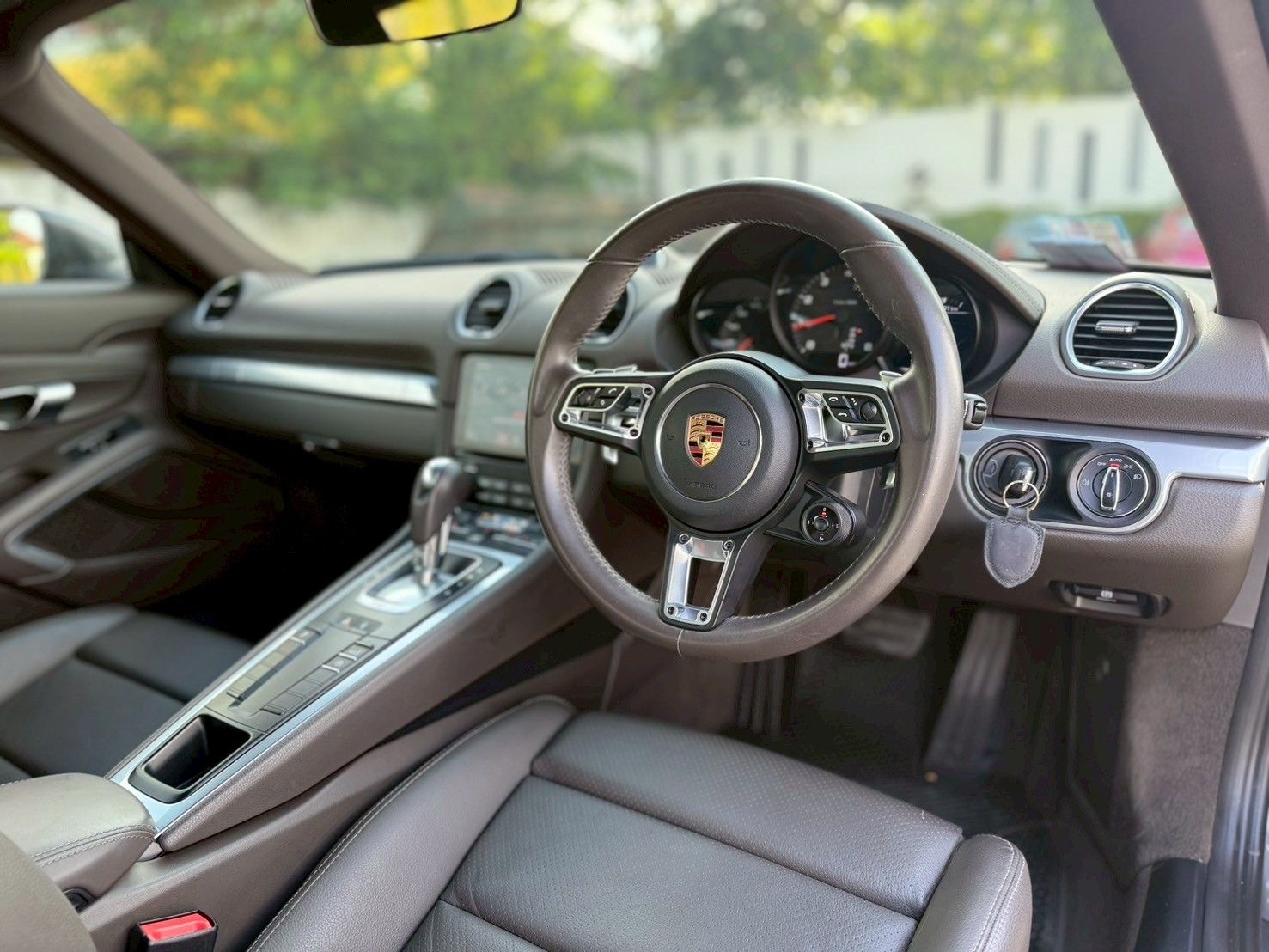 Porsche Cayman 718 ปี 2018