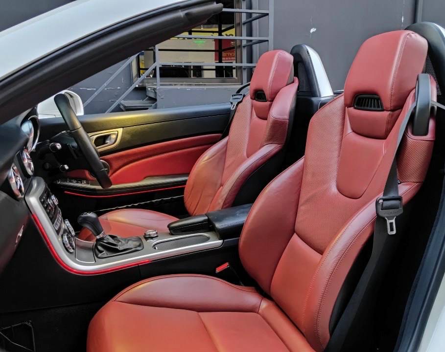 Mercedes Benz SLK 200 AMG ปี2012