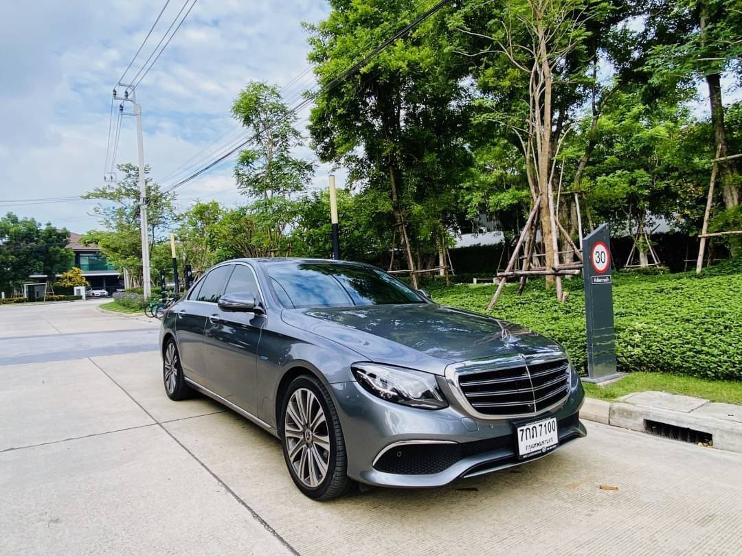 BENZ E350e Exclusive ปี 2018 แท้
