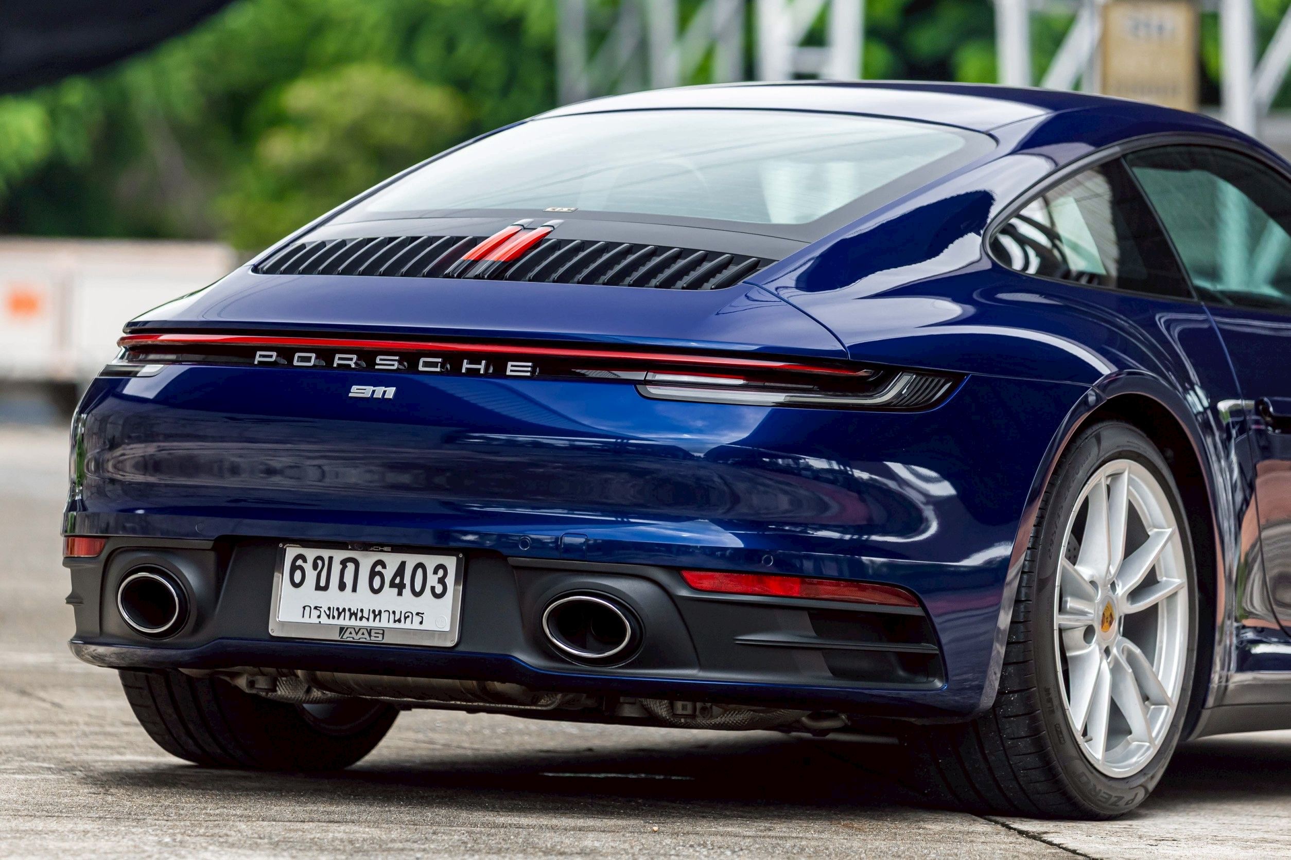 Porsche 911 Carrera 992 ปี 2021