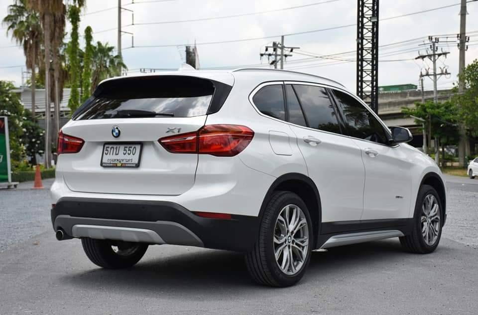 Bmw X1 sDrive18d ปี 2017