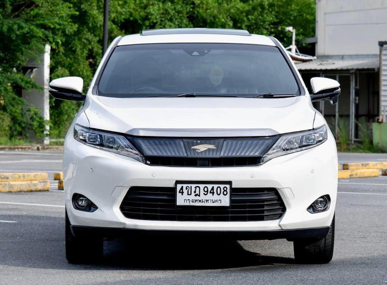 Toyota Harrier 2.0L Premium Pakage ปี 2014