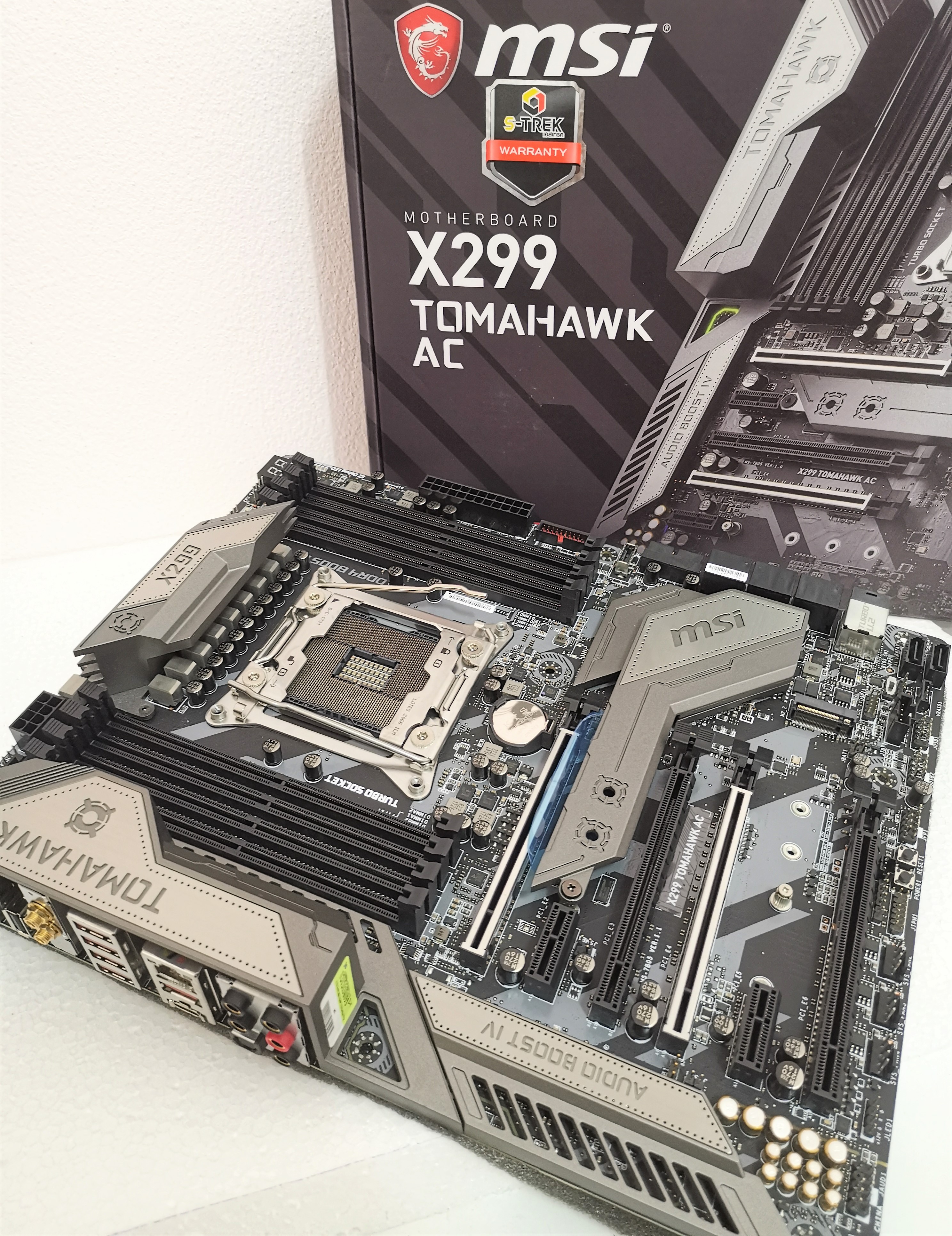 M/B MSI X299 TOMAHAWK