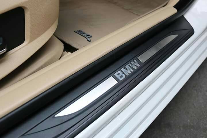 BMW F10 523i ปี2011