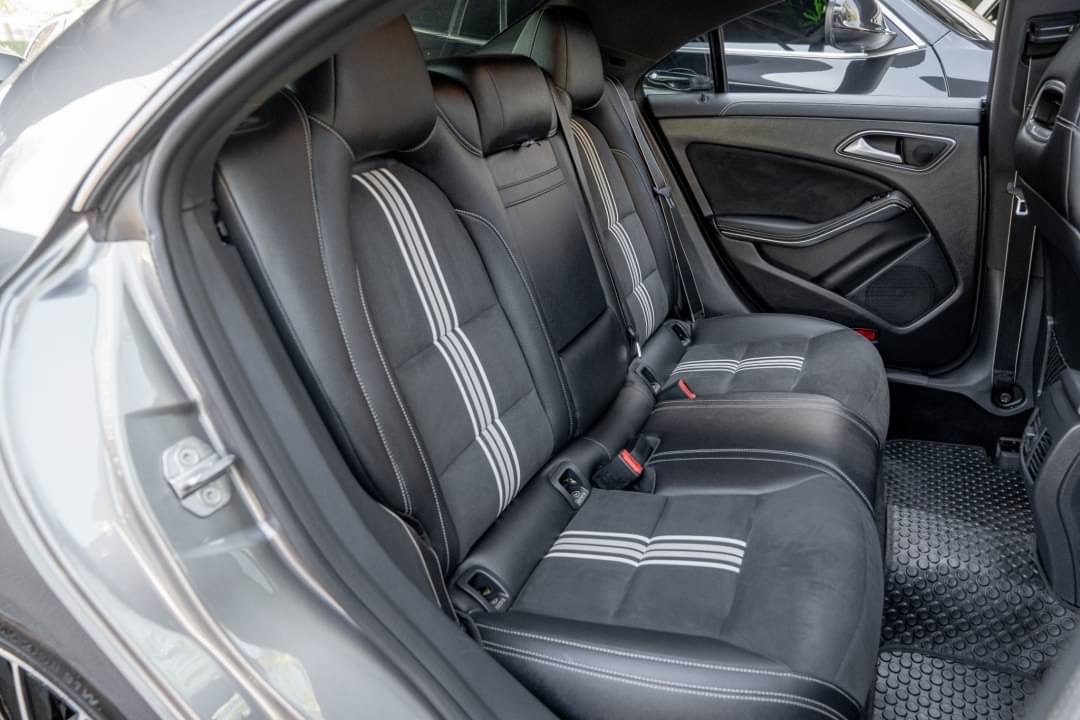 Mercedes-Benz CLA250 AMG WhiteArt Edition ปี 2018