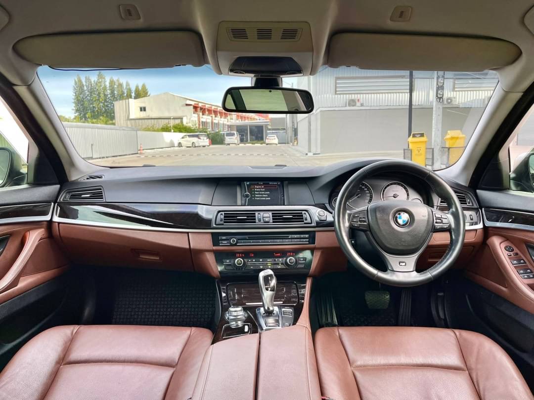 BMW 520i M-sport เบนซินล้วน ปี 2012