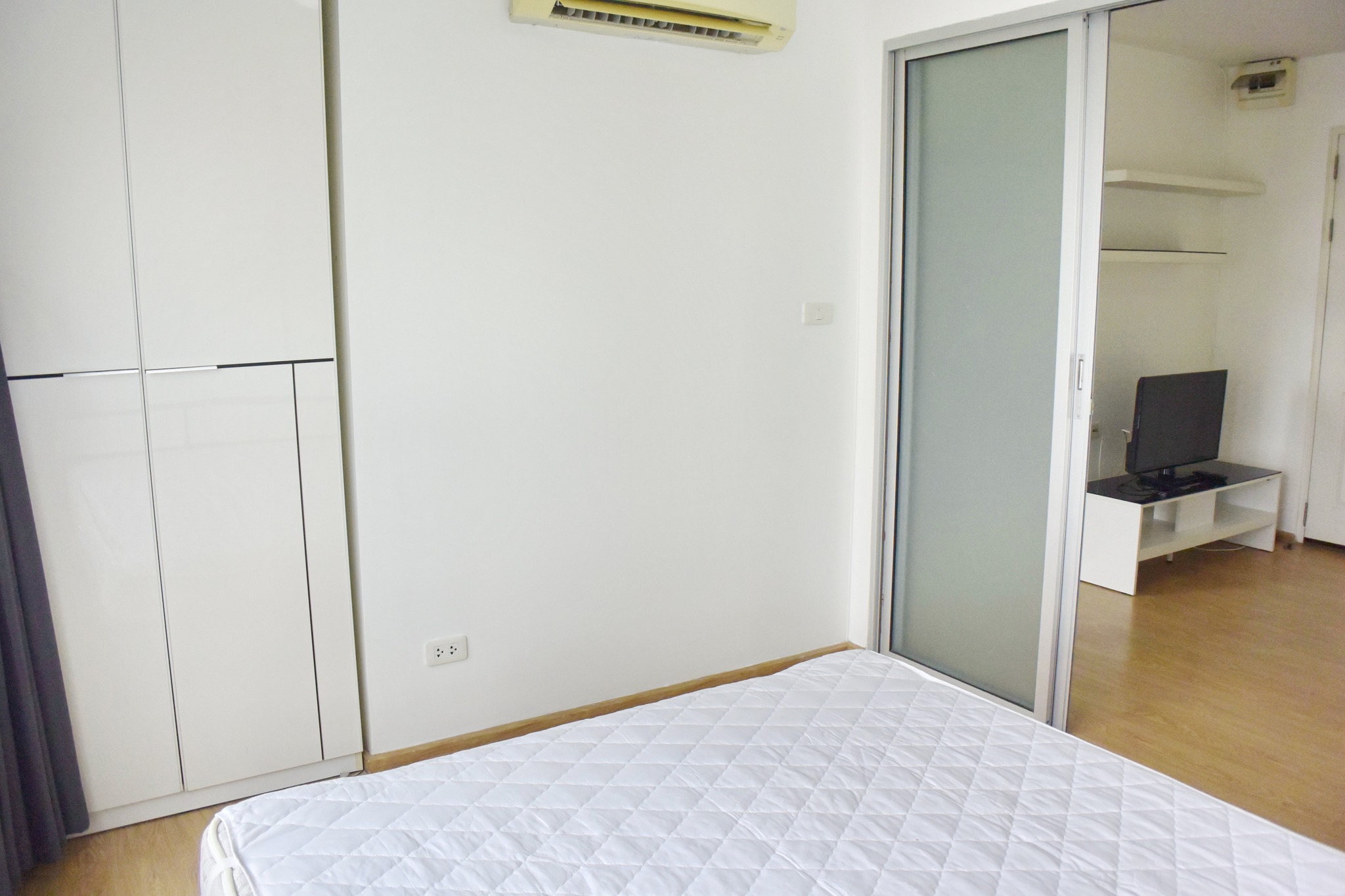 ให้เช่า D condo รัตนาธิเบศร์ อาคาร C