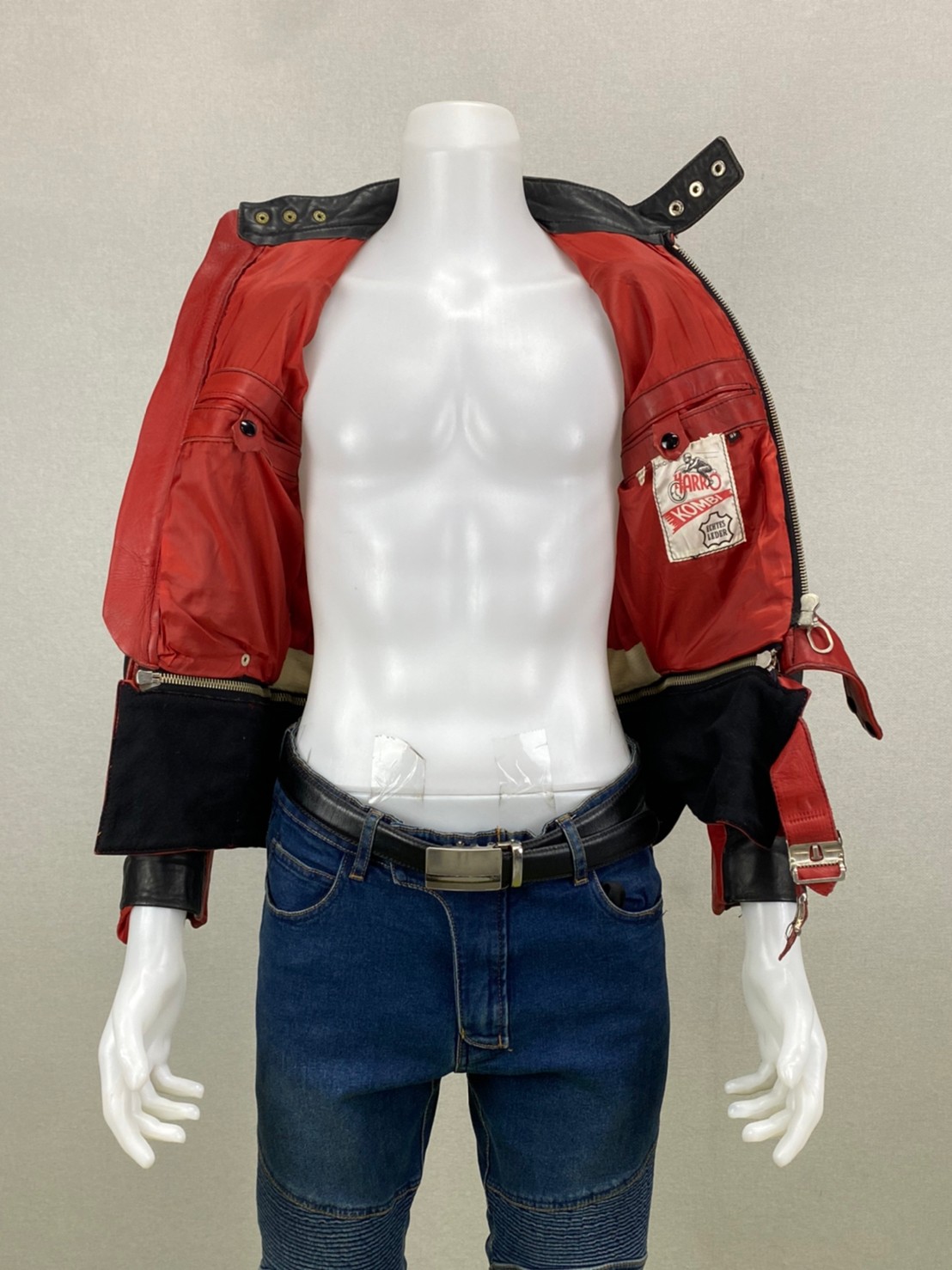 เสื้อการ์ดสำหรับขี่มอเตอร์ไซด์( มือสอง) RCSS 023: อก 38" ยาว 20" ** HARRO**