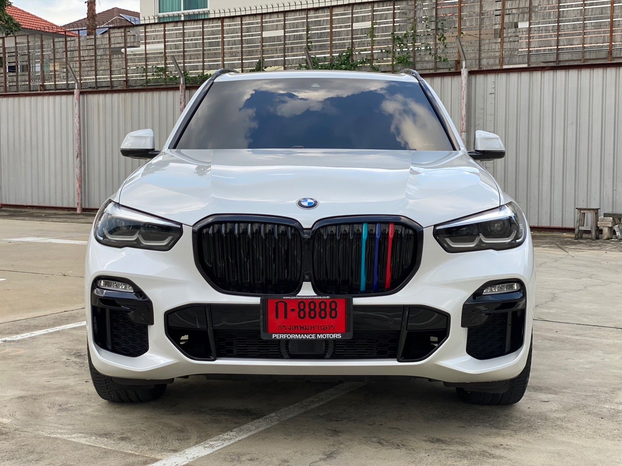 BMW X5 xDrive45e M Sport ปี 2021 สีขาว